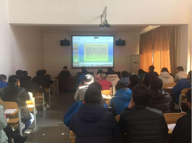 撸起袖子加油干 